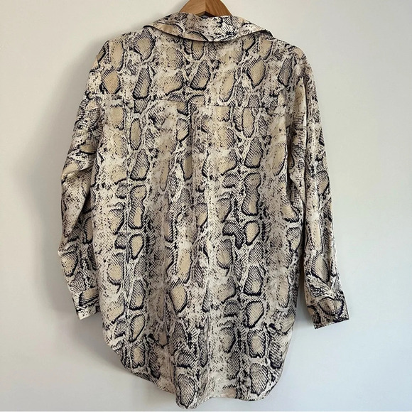 Wild Poppy Snake print lightweight button up blouse Size: M - Picture 2 of 4